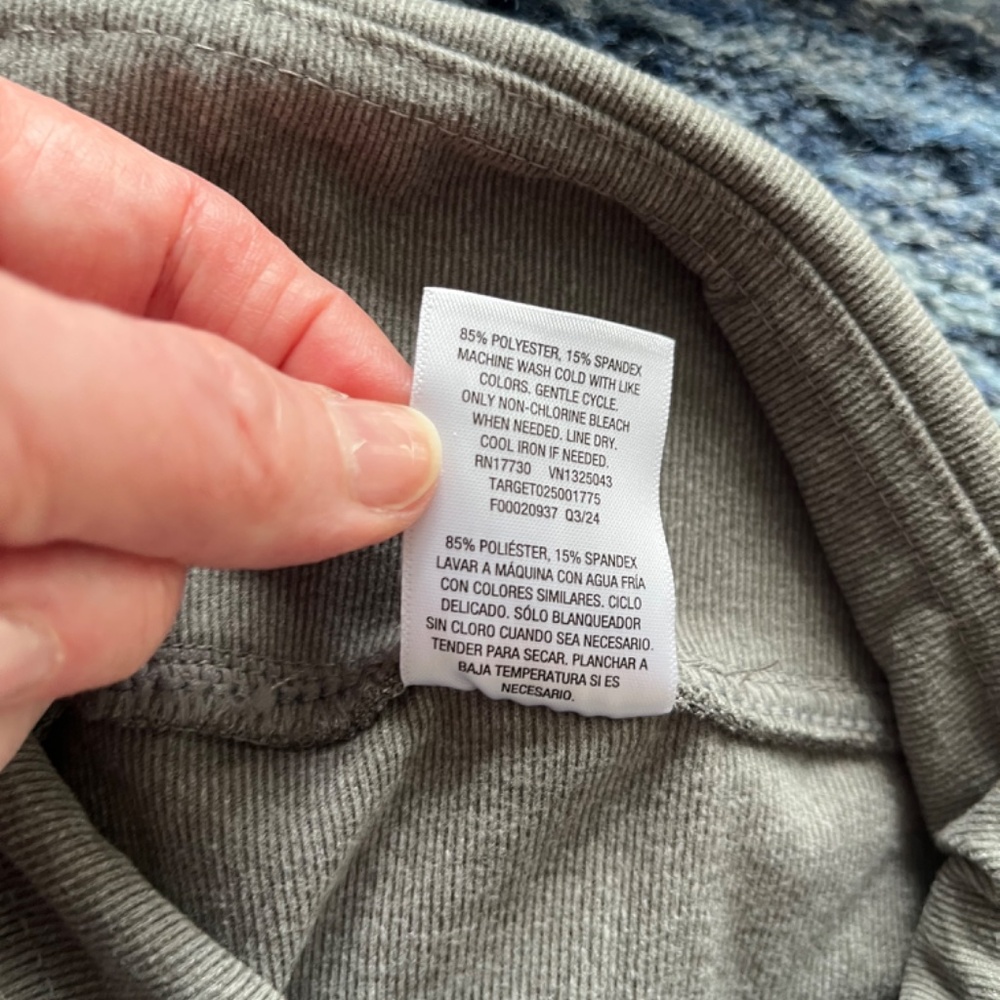 Women's cargo jogger pants medium by New Day soft comfy fit - Picture 6 of 7